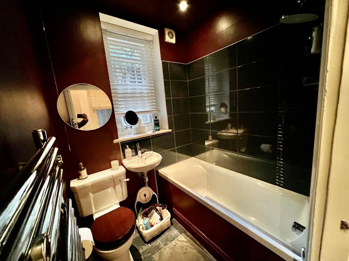 Appartamento Spacious Flat With Huge Patio In